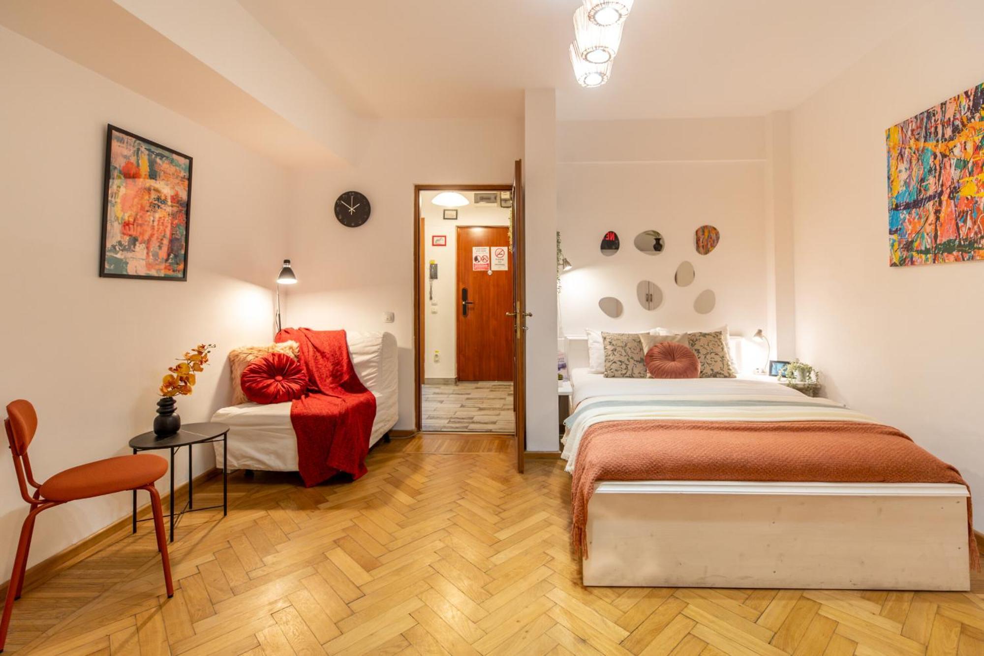 2Br Apartment At Piata Natiunilor Unite: Perfect For City Center Stays Bukarest Kültér fotó
