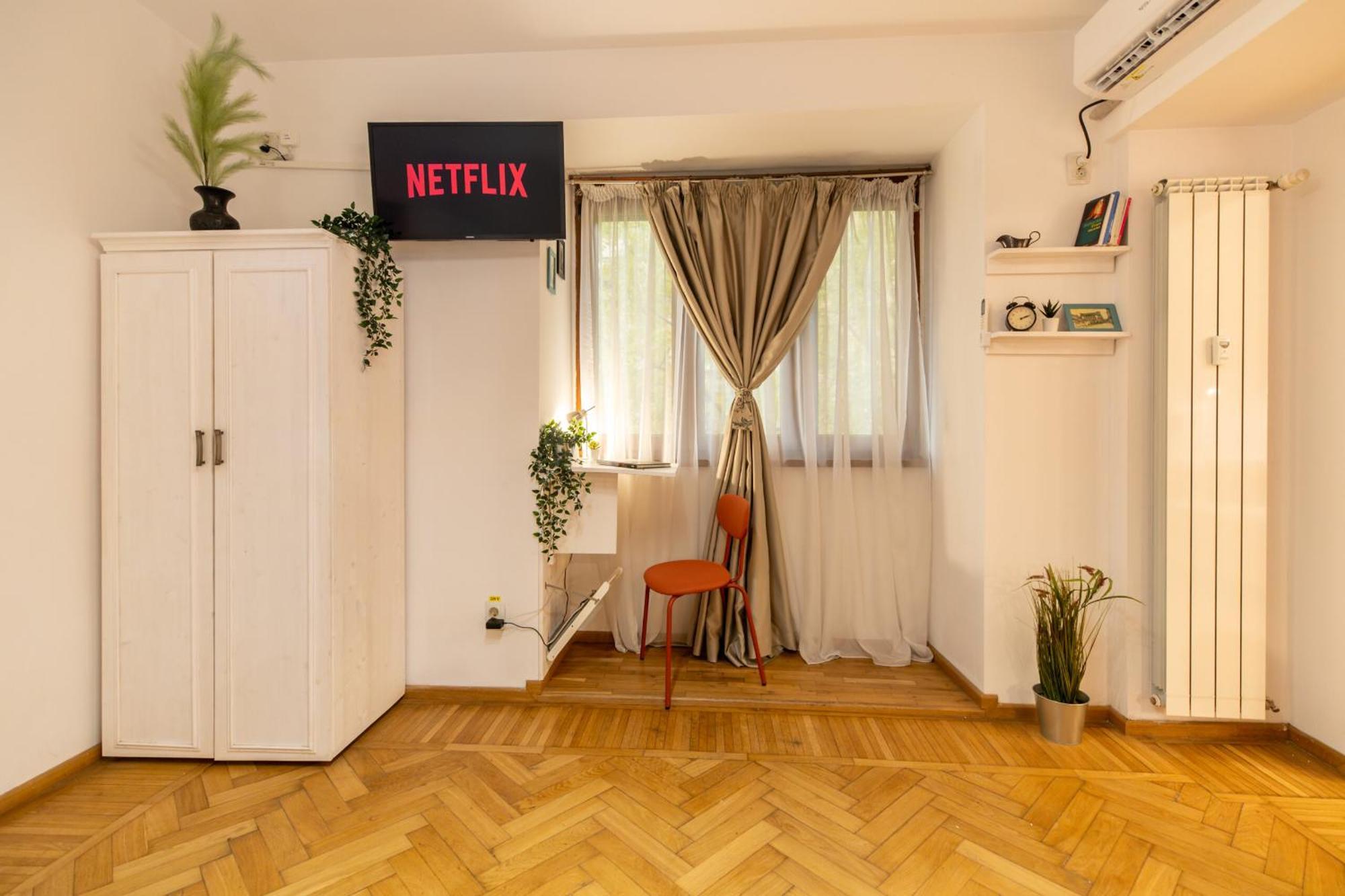 2Br Apartment At Piata Natiunilor Unite: Perfect For City Center Stays Bukarest Kültér fotó