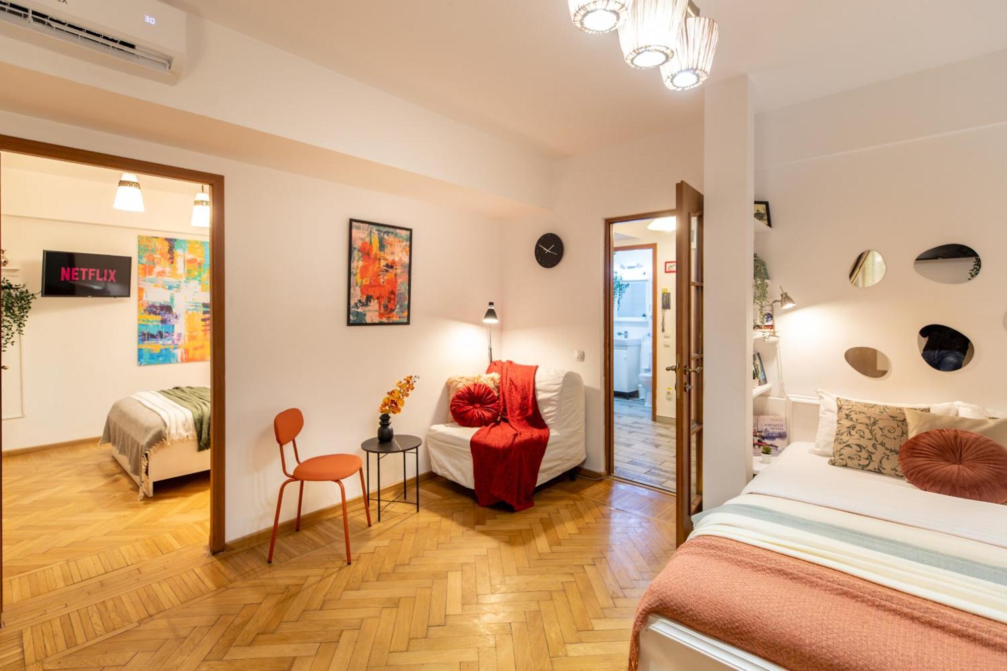 2Br Apartment At Piata Natiunilor Unite: Perfect For City Center Stays Bukarest Kültér fotó